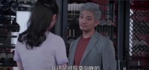 揭秘免费黄色官方版免费版背后的热议话题