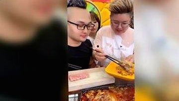 揭秘娱乐圈内幕：91免费下载带你了解明星背后故事