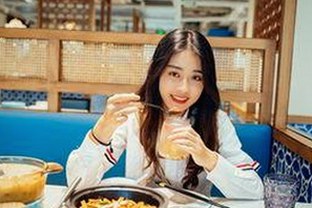 探索“91 一起草wwwcom91官方版”的多彩世界：畅享免费动漫与资源