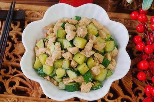 从下载到争议：日批官方版下载的现状与行业反思