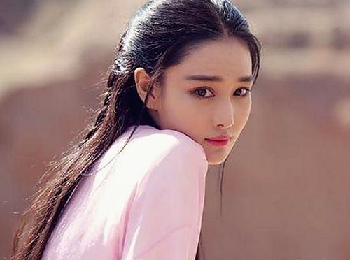 18馃埐官方版免费版：体验最新的娱乐内容与高清动漫资源